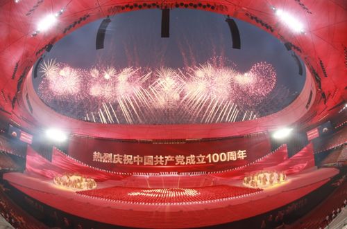 夜賞·偉大征程 夜幕下奧林匹克中心區(qū)的藝術(shù)表演場(chǎng)館管理服務(wù)